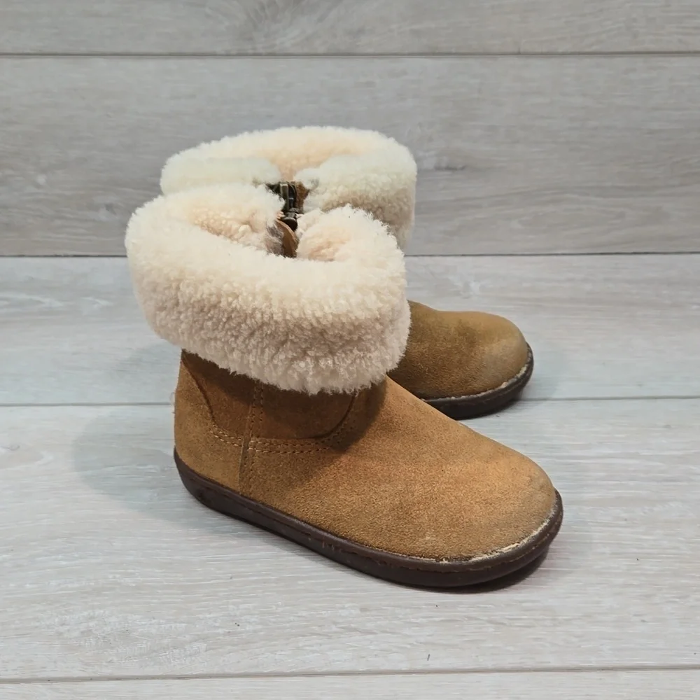 Ugg Australia Jorie II Kids Girl Leather Sheepskin Boots shoes sz 8 Toddler